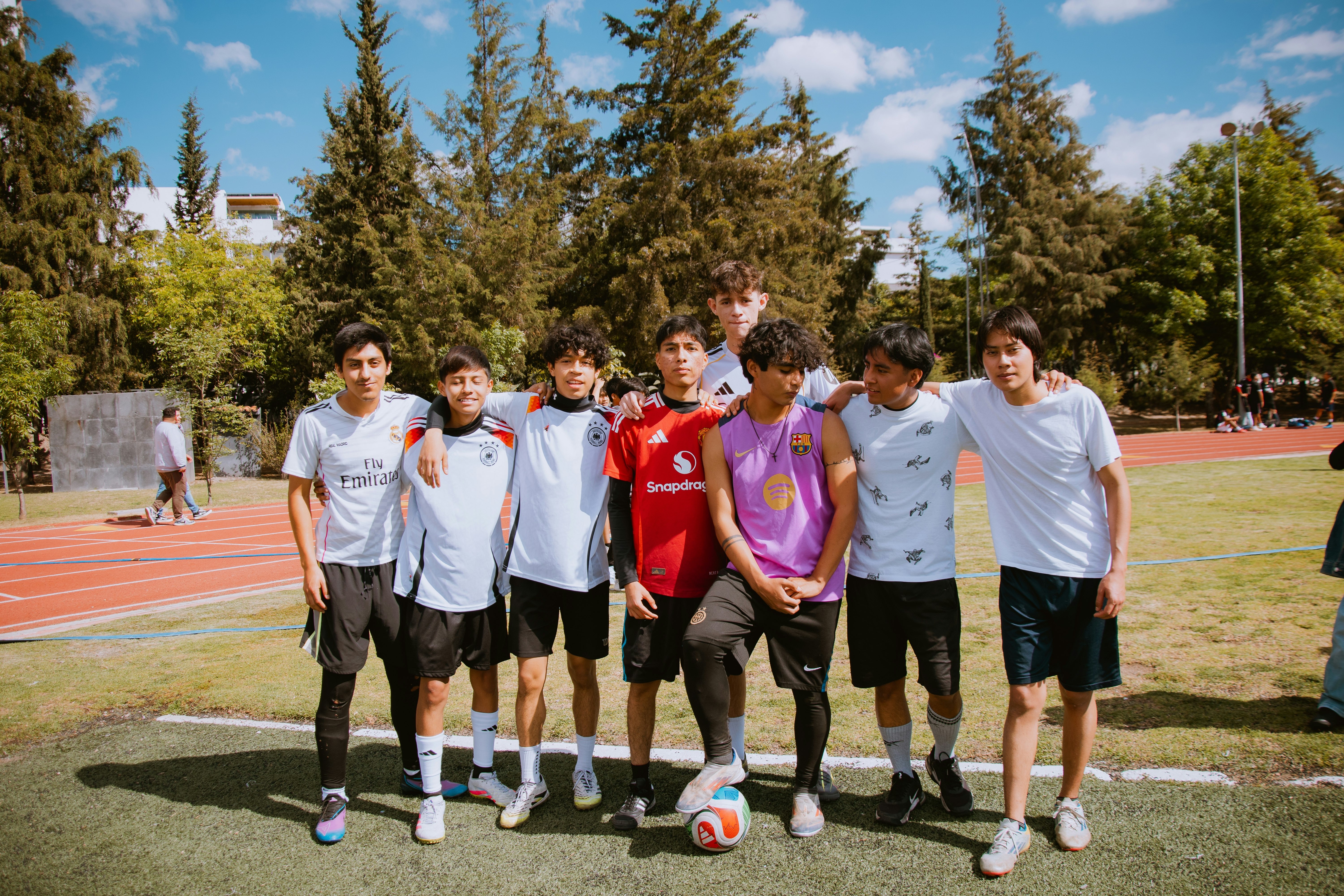 二八杠“生死门”揭秘：民间高手口中的位置学真的有科学依据吗？（二八杠“生死门”背后真相：民间“位置学”有科学根据吗？）